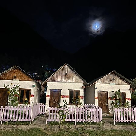 Himtrek Stay Kasol Buitenkant foto